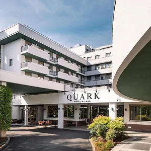 4* Hotell Quark